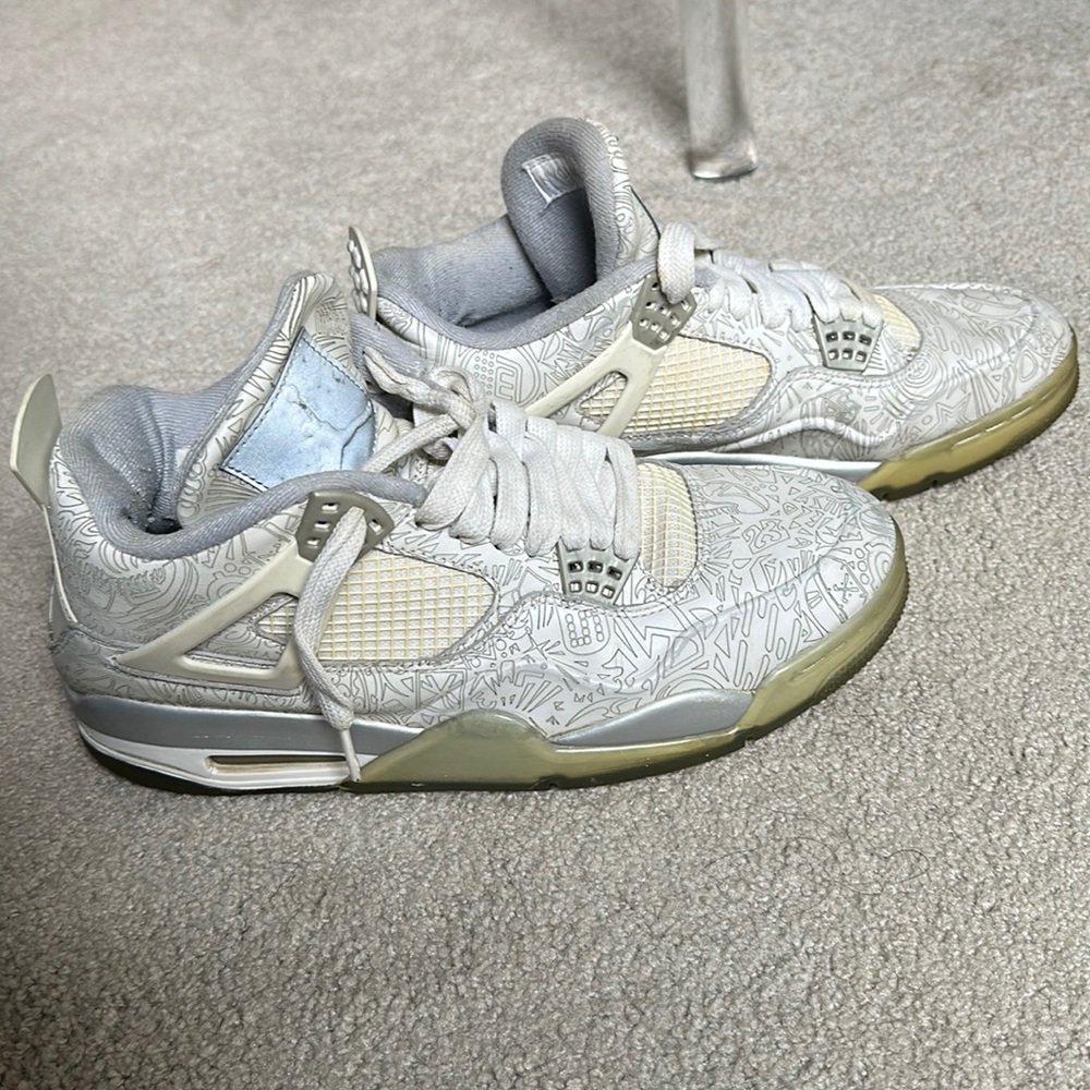 Air Jordan retro 4 laser 30th, size 10.5